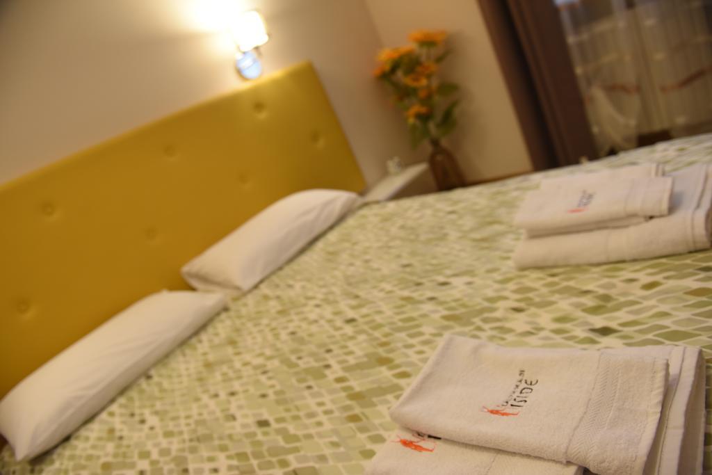B&B La Dimora Di Iside Benevento Kamer foto